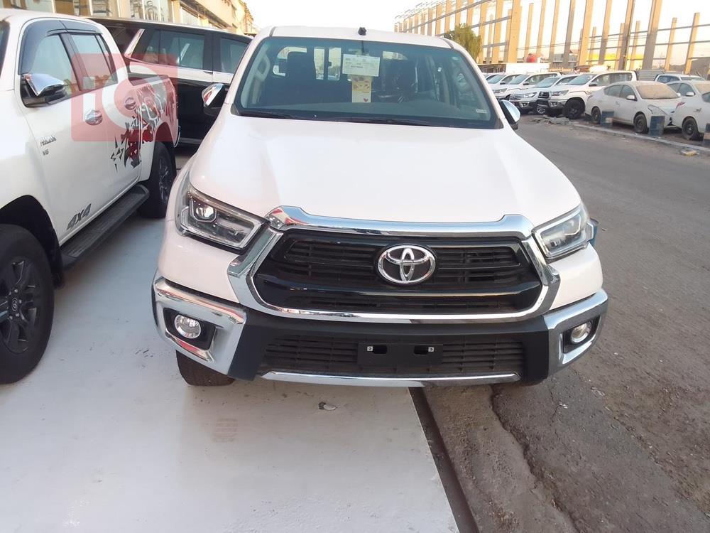 تويوتا هايلوكس